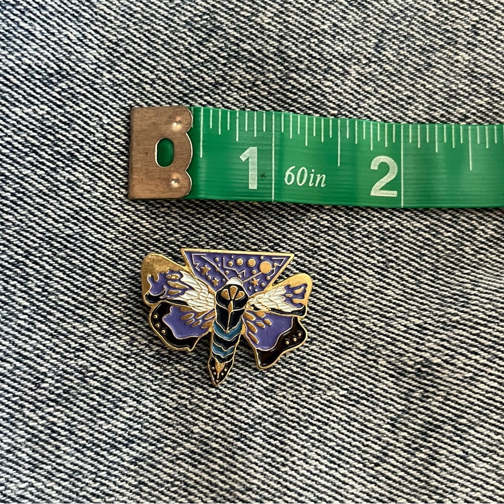 Moth Enamel Pin - Picture 3 of 3